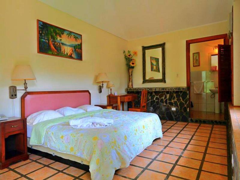 Hotel Tres Banderas Manuel Antonio Szoba fotó