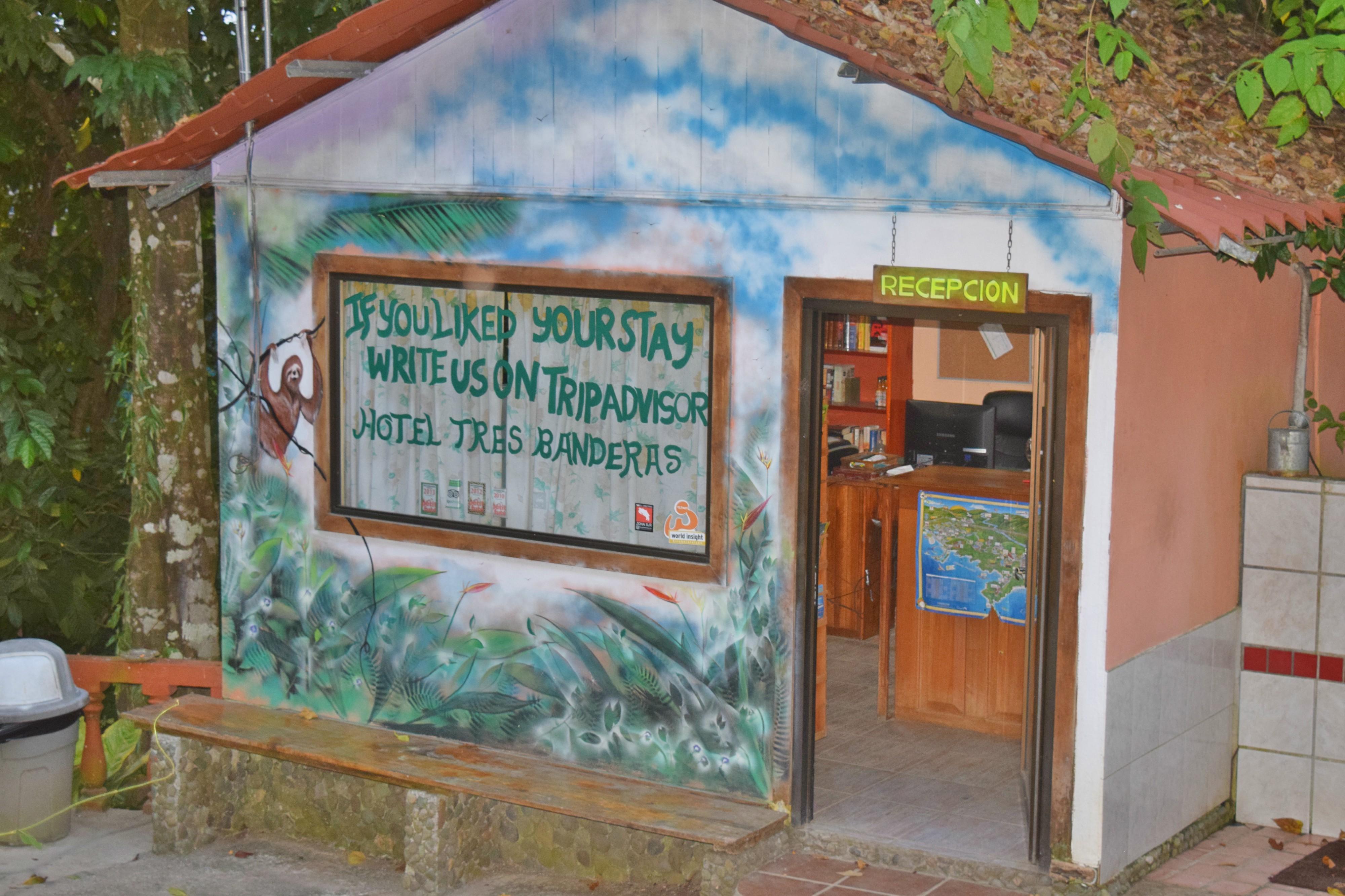 Hotel Tres Banderas Manuel Antonio Kültér fotó